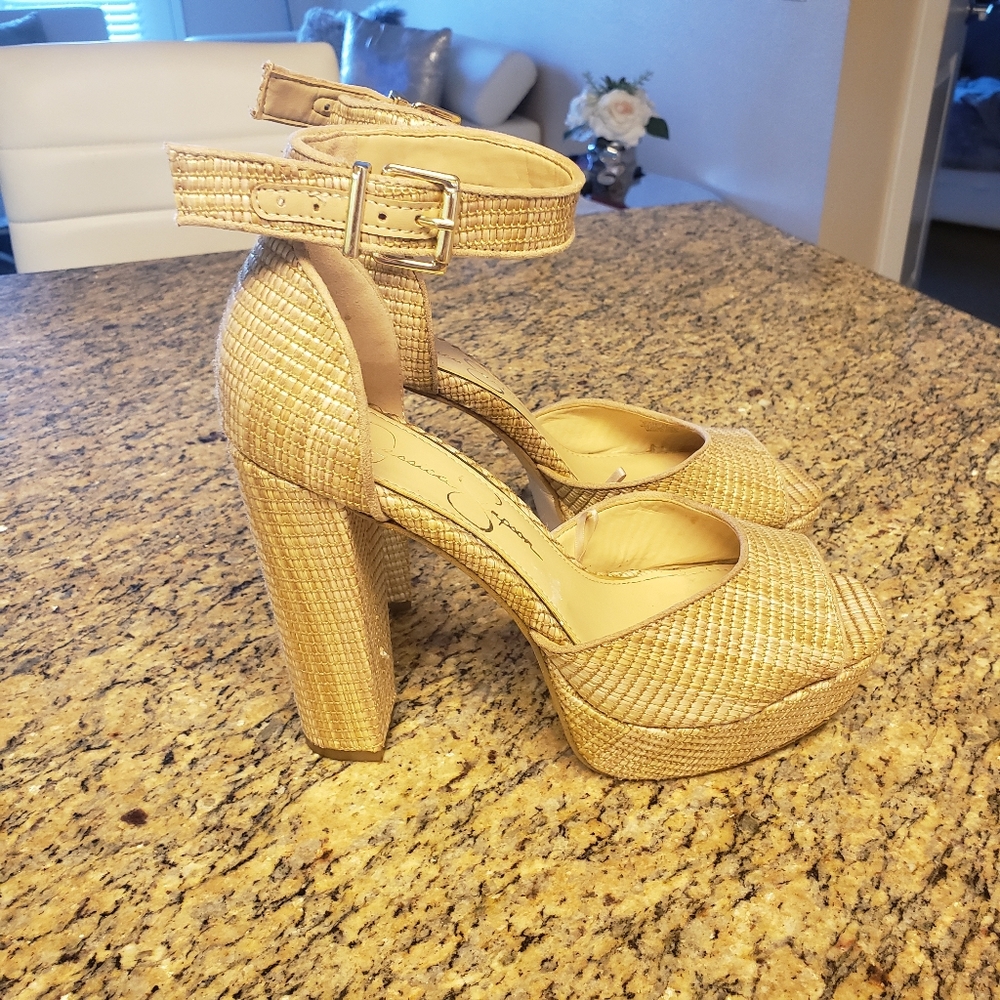 Jessica Simpson size 6.5 platform sandals